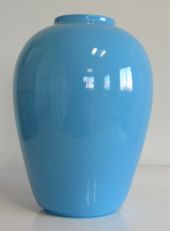 Vase ovale bleu hauteur 24 cm